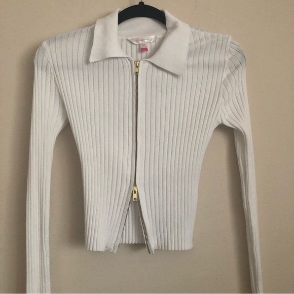 NOBO Tops - White double zip ribbed long sleeve top. Size small